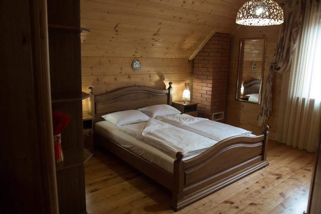Magnolia Villa Tatariv Ngoại thất bức ảnh