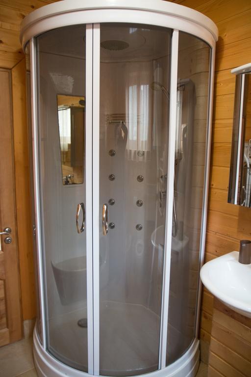 Magnolia Villa Tatariv Ngoại thất bức ảnh